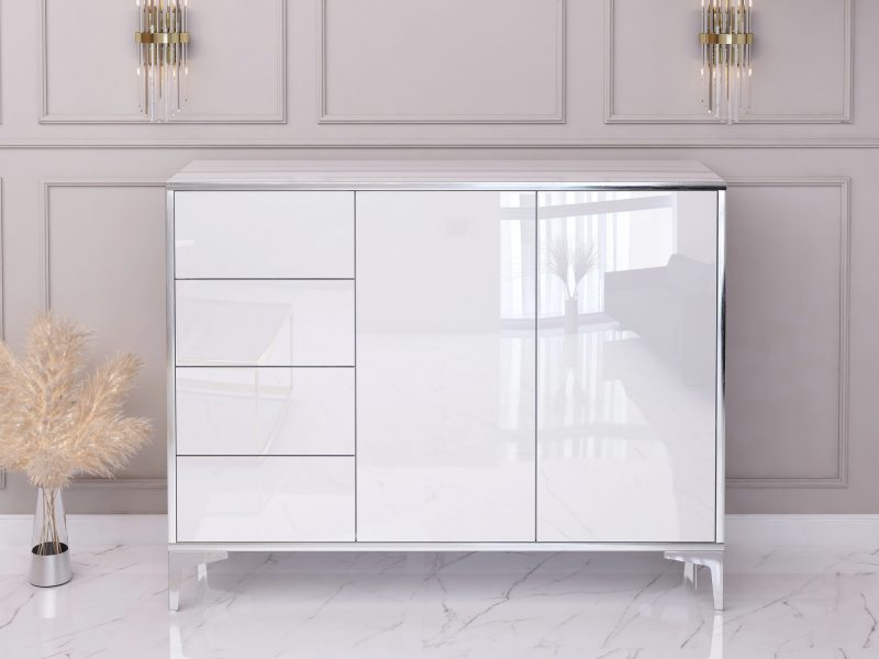 Kommode Monako 118cm in Weiß Hochglanz mit 4 Schubladen und 2 Türen in glamourösem Ambiente