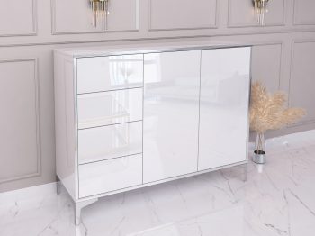 Seitenansicht der Hochglanz-Kommode Monako mit silbernen Füßen und moderner Wandverzierung