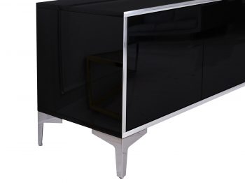 Detailansicht der silbernen Beine und glänzenden Oberfläche des TV-Lowboards Monako