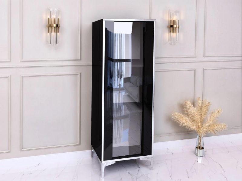 Vitrine Monako Schwarz Hochglanz mit silbernen Details, seitliche Raumaufnahme