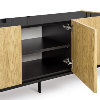 TV-Lowboard Pari 135cm mit geöffneten Türen und Ablagefächern