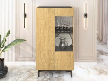 Moderne Vitrine Pari 80cm mit Glasfront, dekoriert mit Geschirr und Gläsern