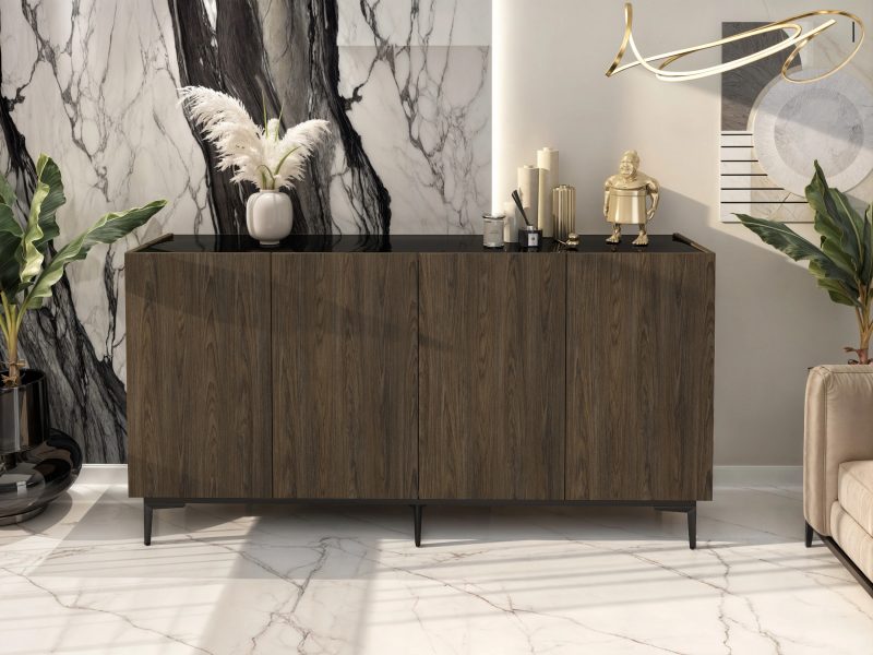 Moderne Kommode Pari 180cm im Wohnzimmer mit Dekoration auf schwarzer Hochglanzplatte