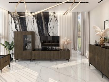 Wohnwand mit Möbeln der Pari-Kollektion inklusive Kommode, Lowboard und Vitrine